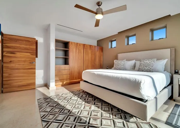 Сasa de vacaciones New Ph Style 3bd On Medano Cabo San Lucas